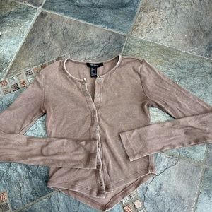 Brown button up long sleeve ribbed shirt